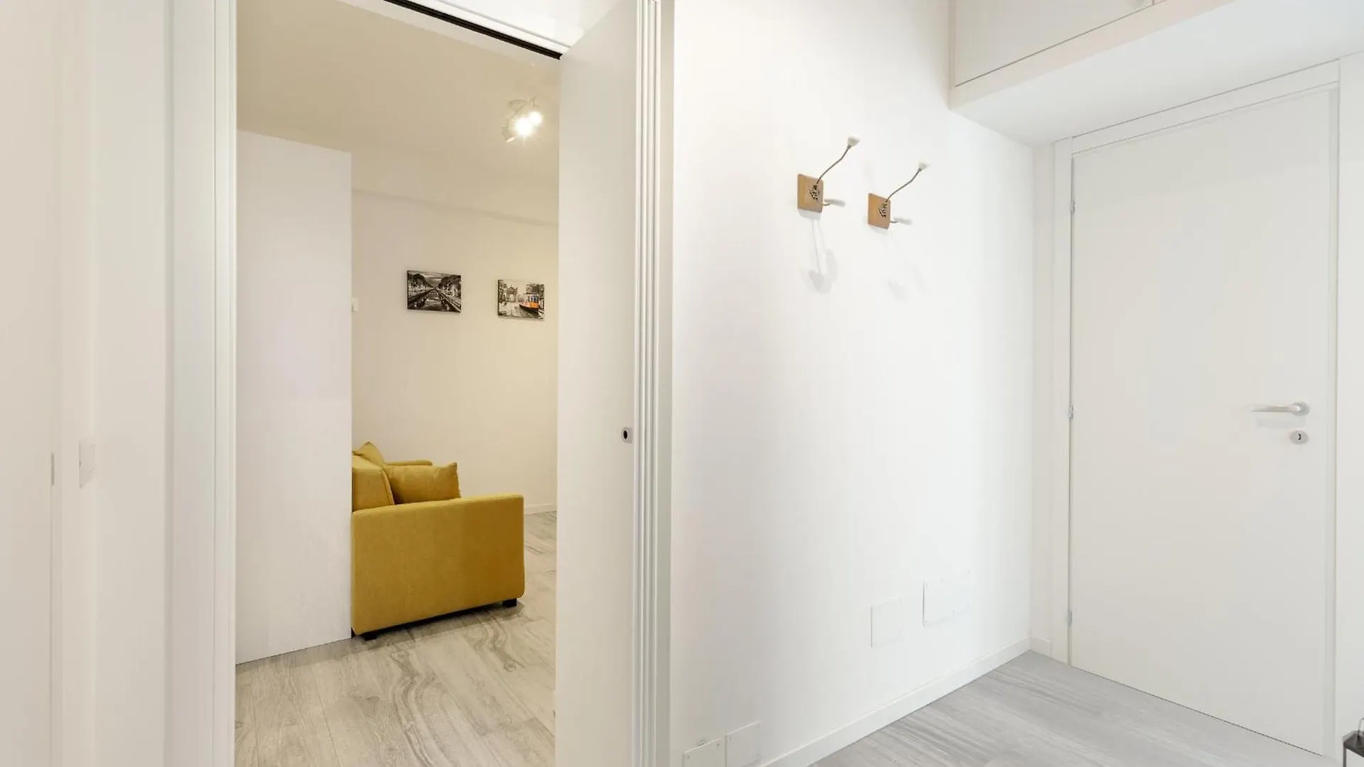 Pieno Centro Di Milano Per Gruppi, Famiglie E Viaggi Di Lavoro Apartment  Milan